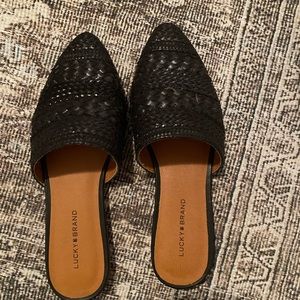 New lucky brand woven slides